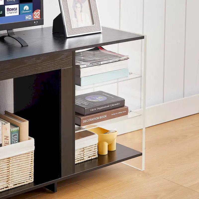 TV-Ständer und Multimedia-Entertainment-Center mit Regalen