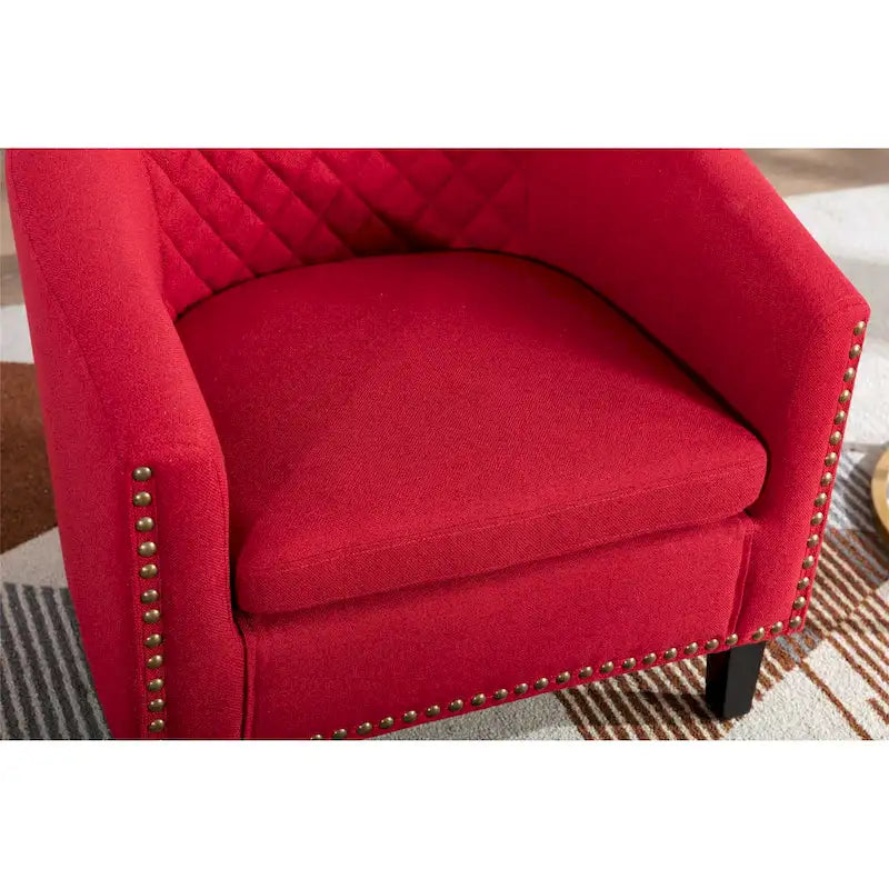 Sillón para sala de estar con tachuelas decorativas y patas de madera maciza