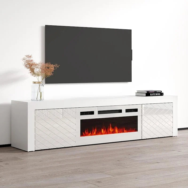 Dieser 71-Zoll-TV-Ständer mit elektrischem Kamin