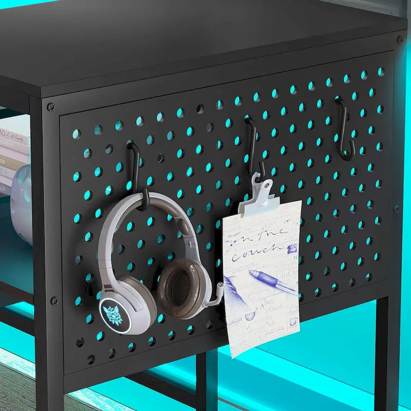 Bureau d’ordinateur en forme de L, bureau de jeu avec plateau pour clavier, prises électriques et éclairage LED