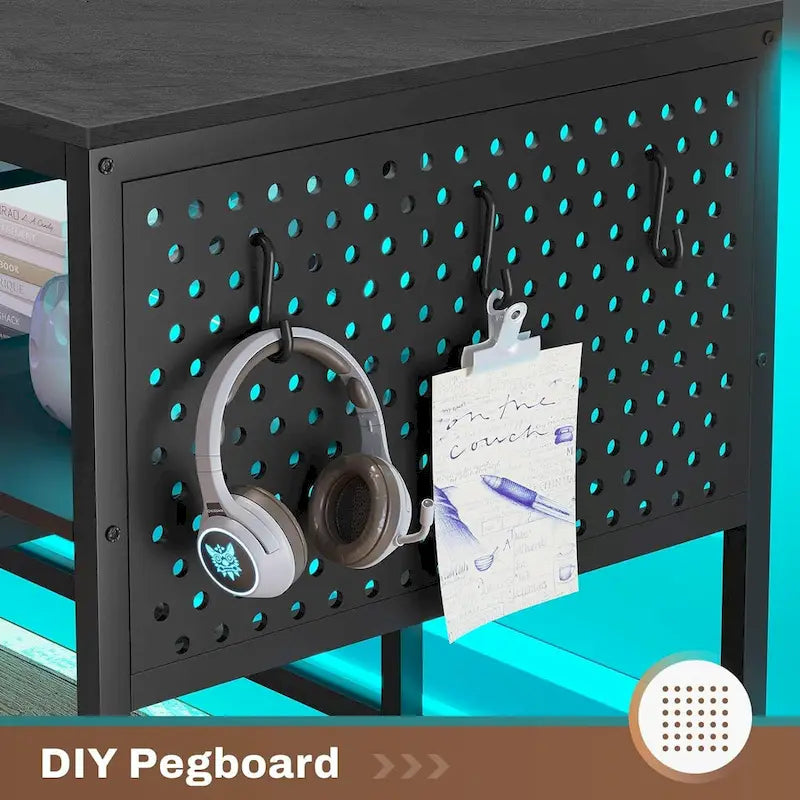 Bureau d’ordinateur en forme de L, bureau de jeu avec plateau pour clavier, prises électriques et éclairage LED