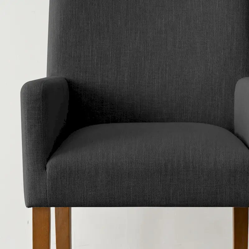 Sillón tapizado en lino